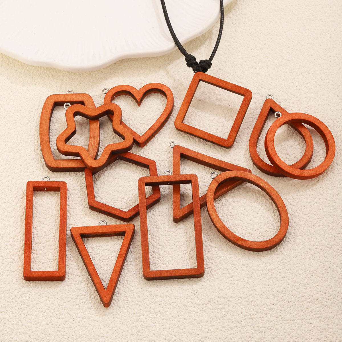 10 Buah Jimat Geometris Kayu S - Jewelry Making With Resin ulasan dan harga
